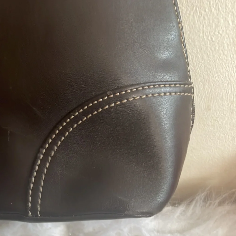Laptop shoulder bag